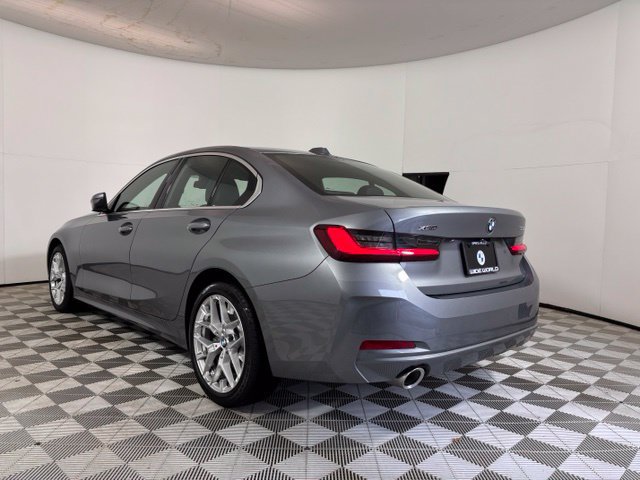 Used 2026 BMW 330i xDrive Sedan w/ Premium Package AWD/4WD image 5
