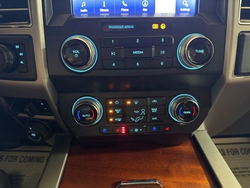 Used 2020 Ford F250 King Ranch w/ King Ranch Ultimate Package image 28