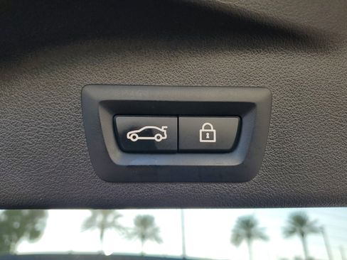 Used 2023 BMW X5 xDrive45e w/ Executive Package image 9