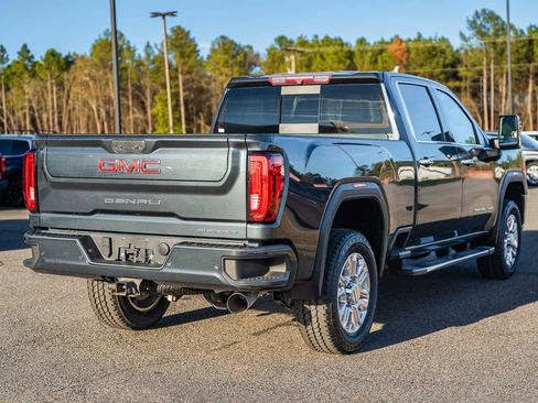 Used 2022 GMC Sierra 2500 Denali image 7