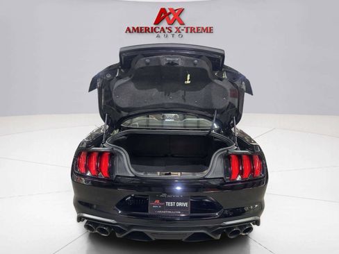 Used 2022 Ford Mustang Shelby GT500 w/ Technology Package RWD image 57
