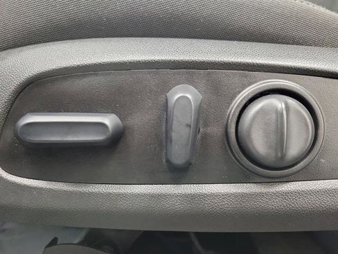 Used 2021 Chevrolet Blazer LT image 16