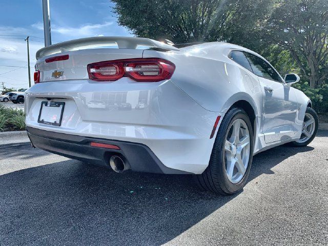 Used 2023 Chevrolet Camaro LT RWD image 8