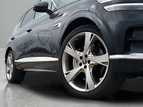 Used 2024 Genesis GV80 3.5T w/ Prestige Package image 32