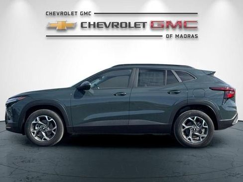 New 2026 Chevrolet Trax LT FWD image 6