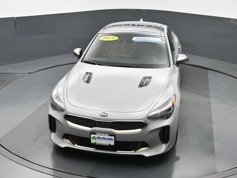 Used 2019 Kia Stinger GT1 AWD/4WD image 24