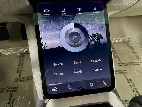 Used 2024 Lucid Air Pure RWD image 33