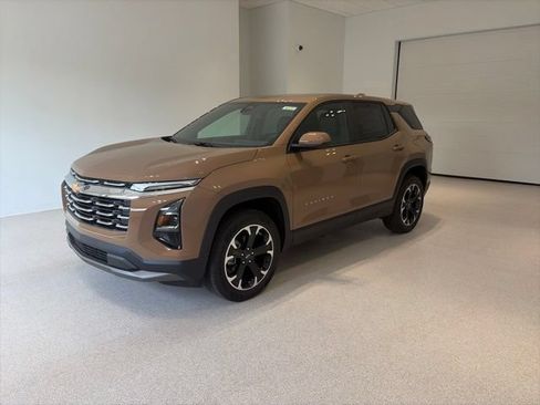 New 2027 Chevrolet Equinox LT w/ Convenience Package II FWD image 3