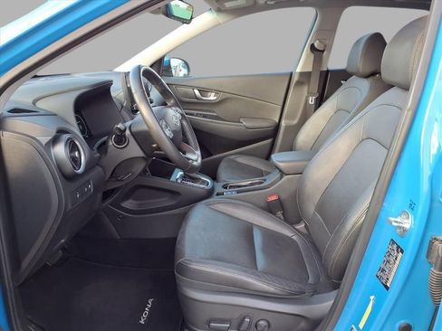 Used 2022 Hyundai Kona Limited w/ Cargo Package image 12