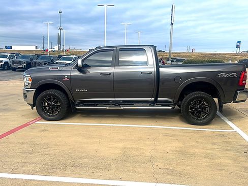 Used 2020 RAM 2500 Laramie image 7