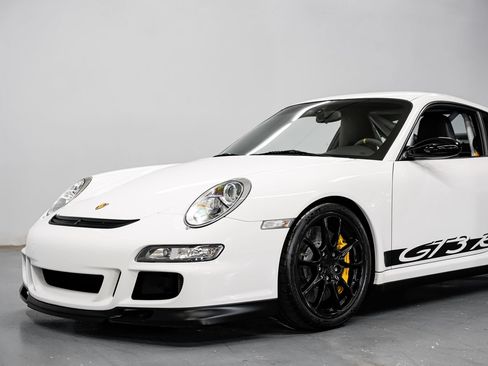 Used 2007 Porsche 911 GT3 RS RWD image 28