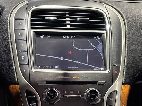 Used 2017 Lincoln MKX Reserve image 20