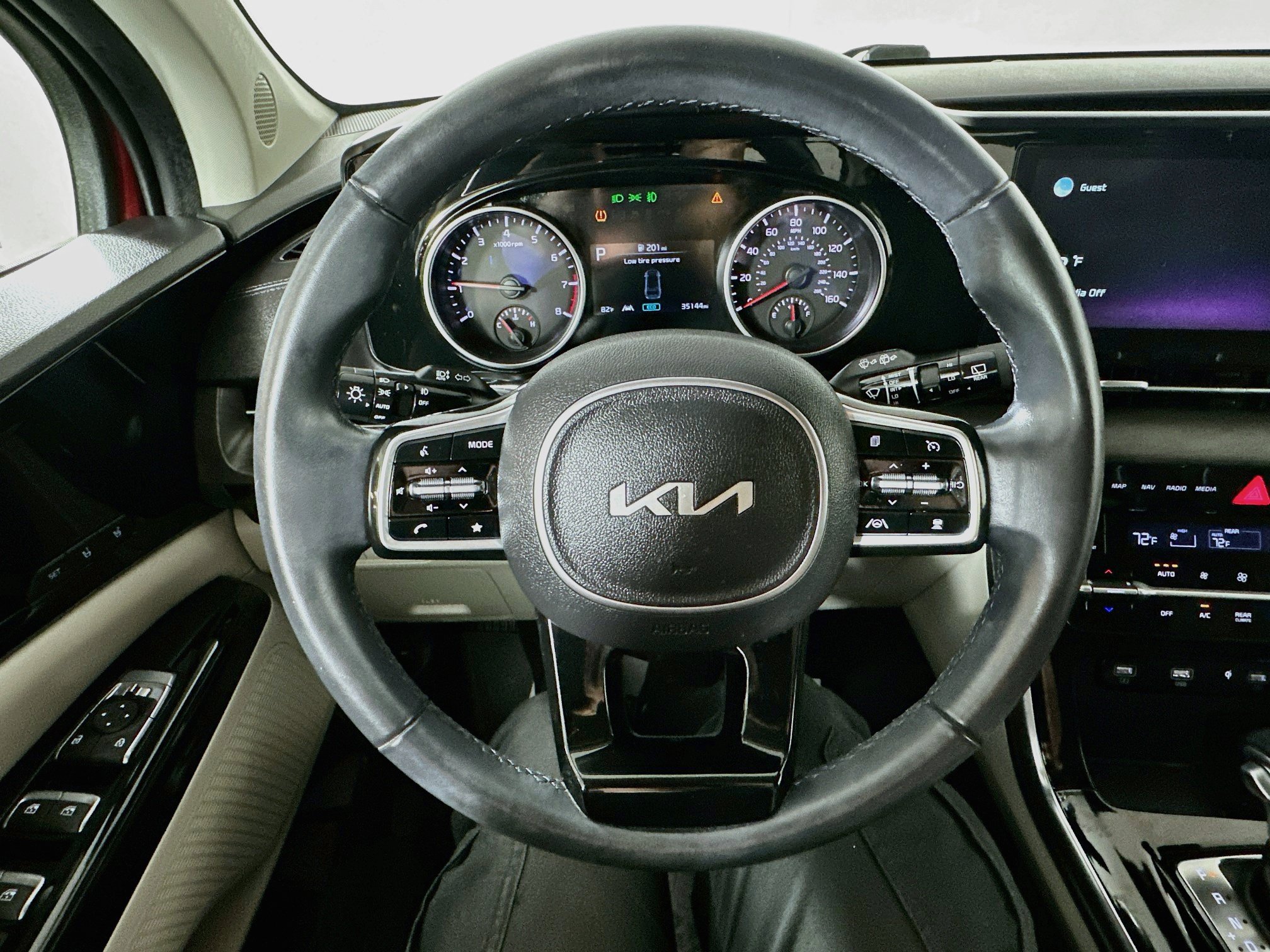 Used 2022 Kia Carnival SX FWD image 11