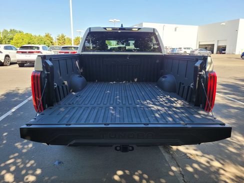 Used 2025 Toyota Tundra SR5 AWD/4WD image 27