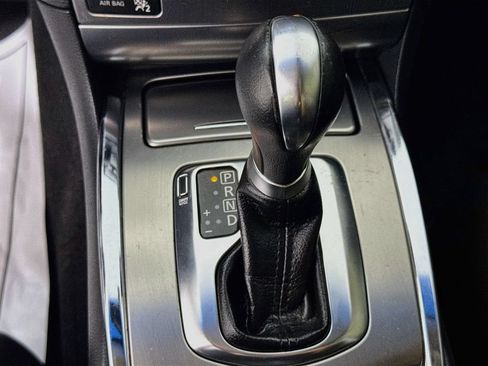 Used 2013 INFINITI G37 Journey w/ Premium Pkg RWD image 21