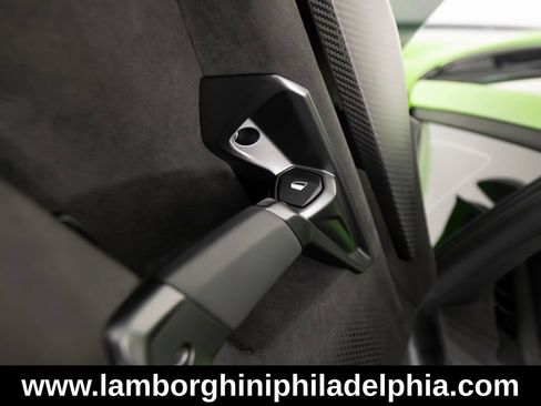 Used 2024 Lamborghini Revuelto AWD/4WD image 11