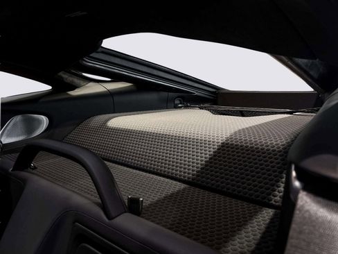 New 2026 McLaren GTS image 32