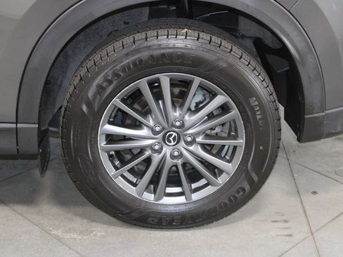 Used 2021 MAZDA CX-5 Touring w/ Touring Preferred SV Package image 17