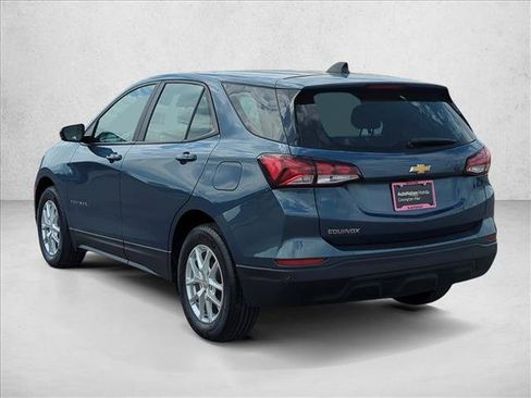 Used 2024 Chevrolet Equinox LS FWD image 9