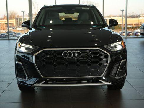 Used 2024 Audi Q5 e Premium Plus image 10