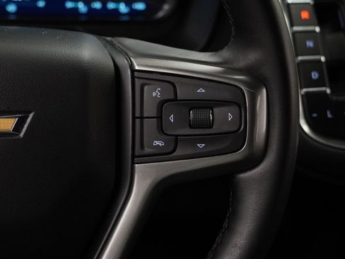 Used 2024 Chevrolet Suburban Premier image 38