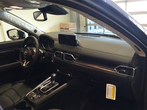 New 2025 MAZDA CX-5 Carbon Edition image 18