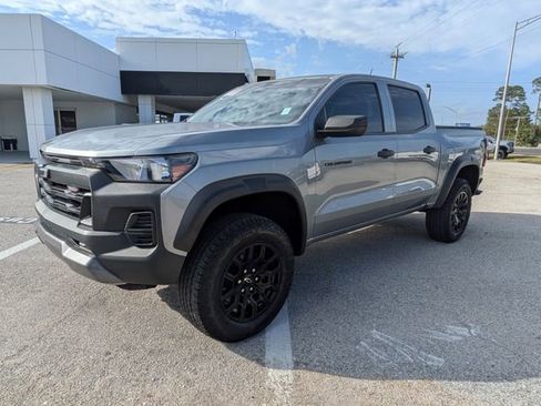Used 2023 Chevrolet Colorado Trail Boss w/ Advanced Trailering Package AWD/4WD image 7