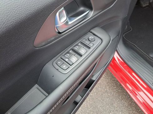 New 2026 Chrysler Pacifica Select w/ S Appearance Package image 16