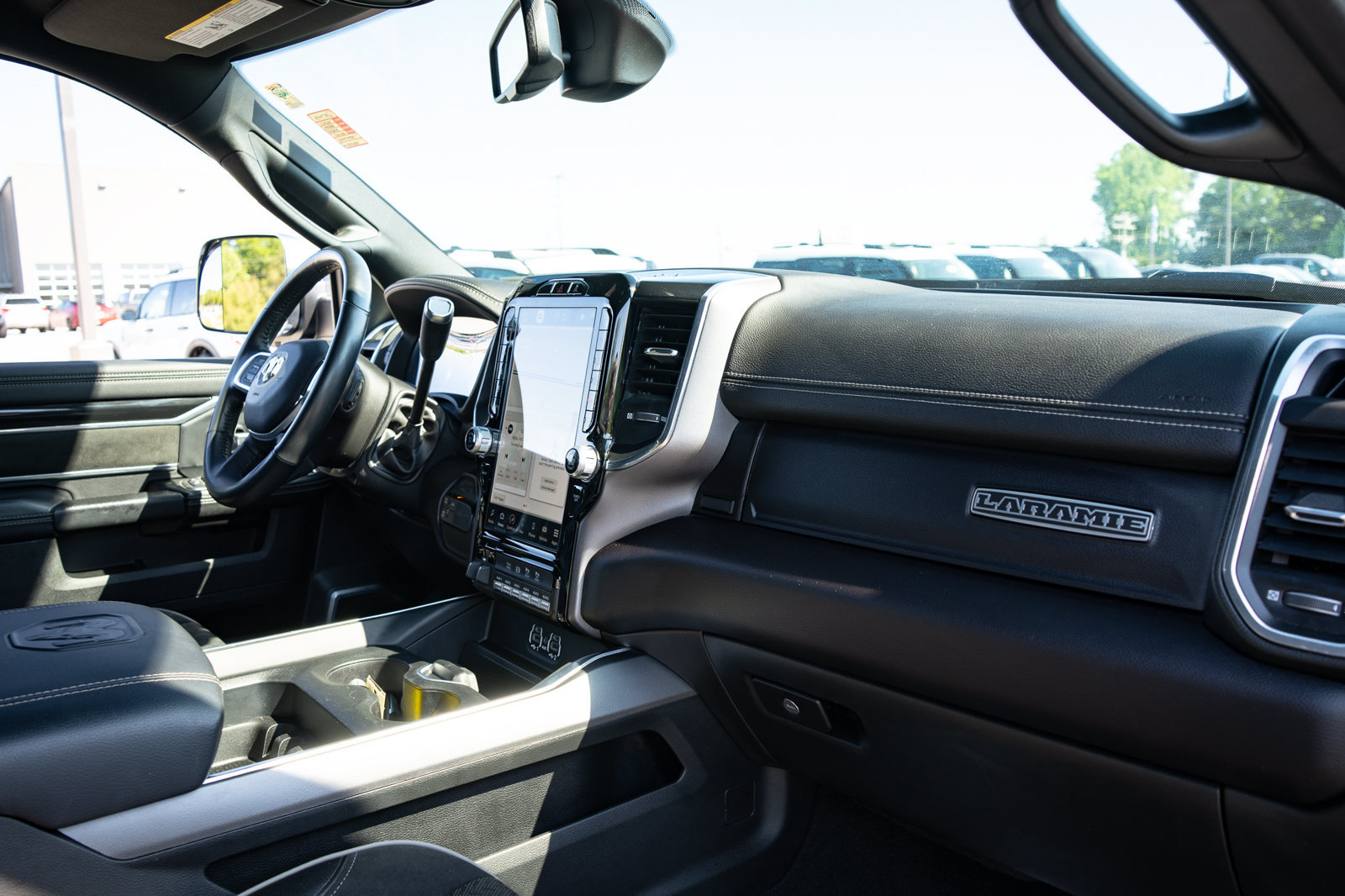 Used 2022 RAM 3500 Laramie AWD/4WD image 21