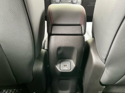Used 2023 Jeep Renegade Trailhawk w/ Trailhawk Elite Group AWD/4WD image 23