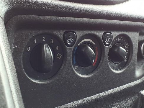 Used 2019 Ford Transit 250 130 Low Roof w/ Exterior Upgrade Package image 20