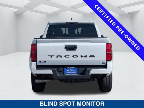 Used 2024 Toyota Tacoma TRD Sport image 5