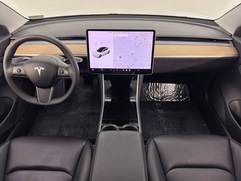 Used 2019 Tesla Model 3 Mid Range image 12