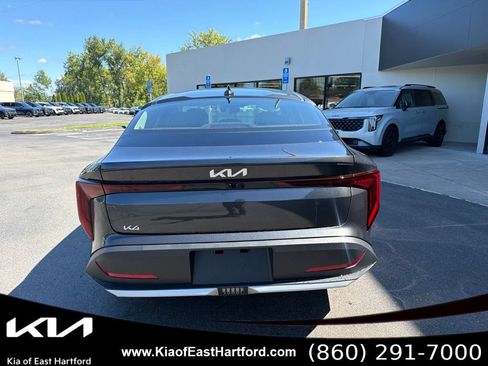 New 2026 Kia K4 FWD image 9