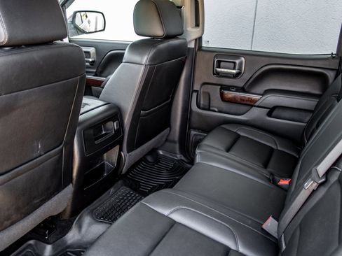 Used 2017 GMC Sierra 1500 SLT w/ SLT Premium Package AWD/4WD image 27