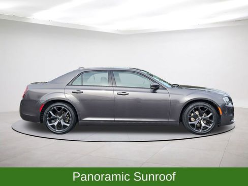 Used 2023 Chrysler 300 S image 8