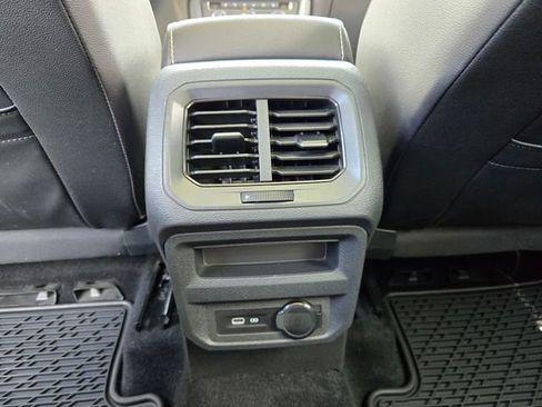 Used 2021 Volkswagen Tiguan S FWD image 14