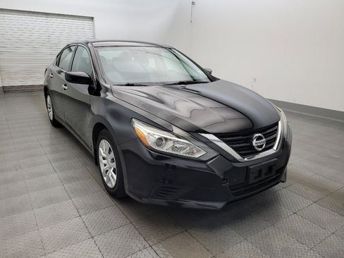 Used 2018 Nissan Altima 2.5 S w/ S Convenience Package FWD image 13