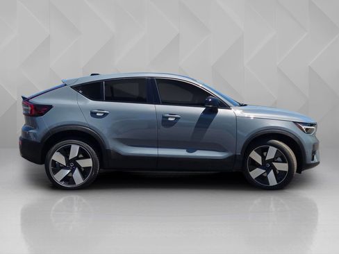 Certified 2023 Volvo C40 P8 Recharge Ultimate w/ Protection Package Premier AWD/4WD image 7