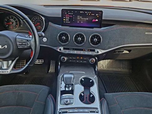 Used 2023 Kia Stinger GT2 AWD/4WD image 17