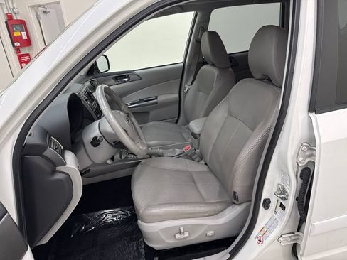 Used 2011 Subaru Forester 2.5XT Touring w/ Popular Equipment Group 1A AWD/4WD image 13