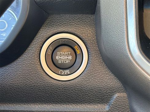 Used 2022 RAM 2500 Big Horn image 27