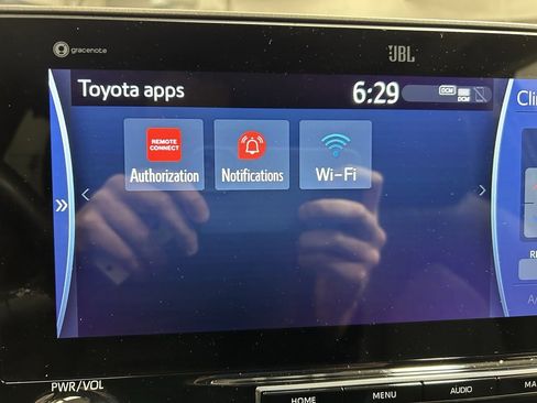 Used 2022 Toyota Highlander Limited image 20