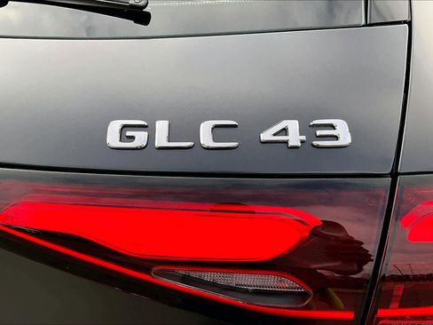Used 2026 Mercedes-Benz GLC 43 AMG 4MATIC image 10