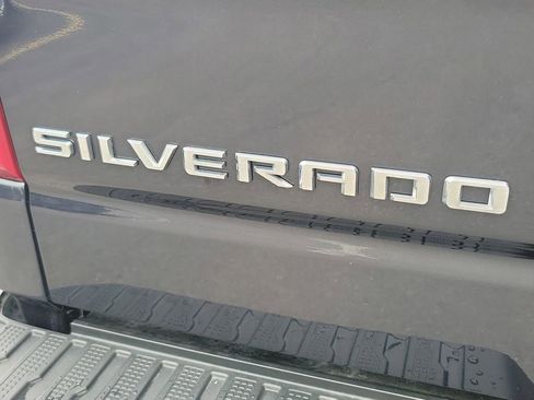 Used 2023 Chevrolet Silverado 1500 LT AWD/4WD image 8
