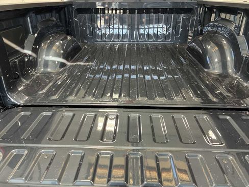 New 2026 RAM 1500 Express image 19