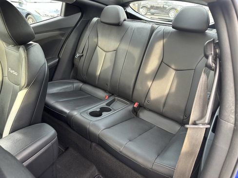 Used 2013 Hyundai Veloster Turbo image 12