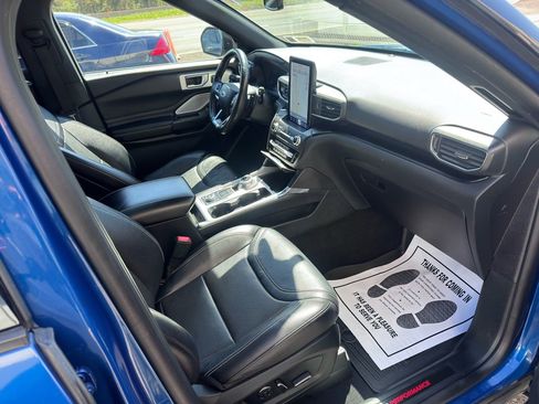 Used 2020 Ford Explorer ST w/ Premium Technology Package AWD/4WD image 30