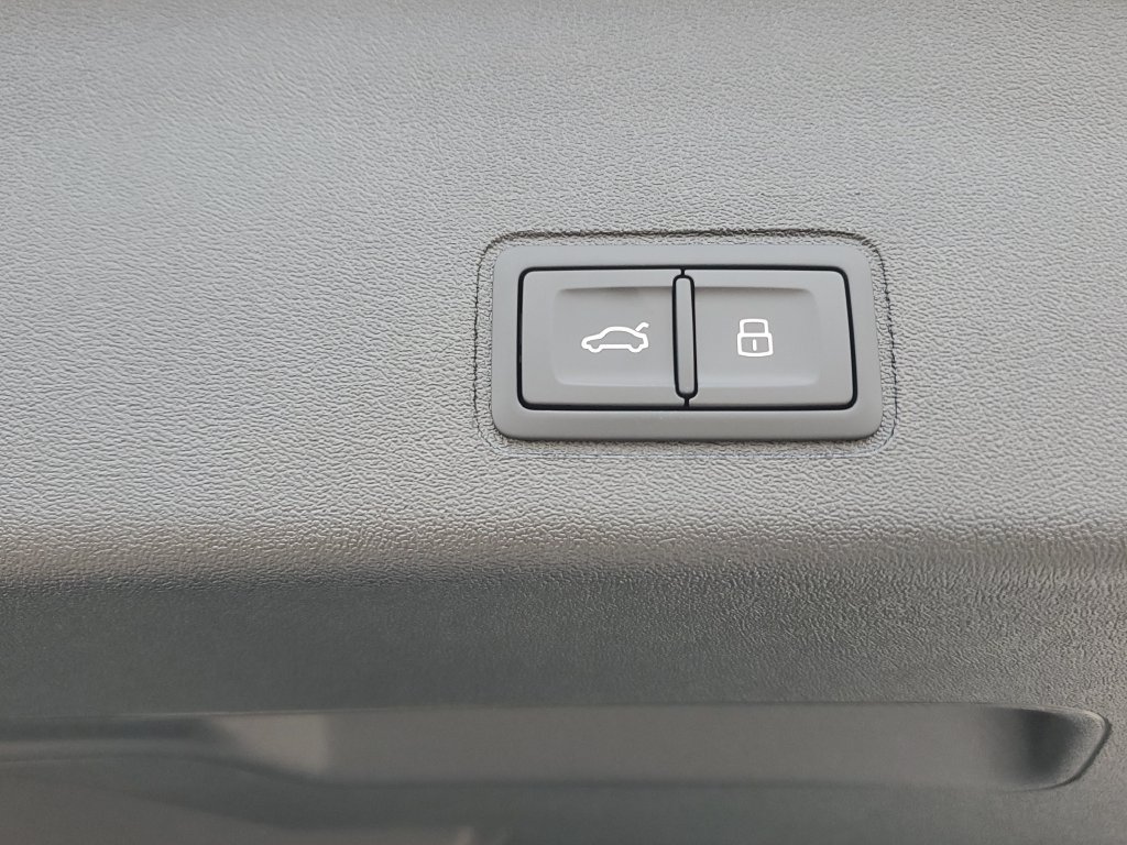 New 2026 Audi Q3 quattro 2.0T AWD/4WD image 16