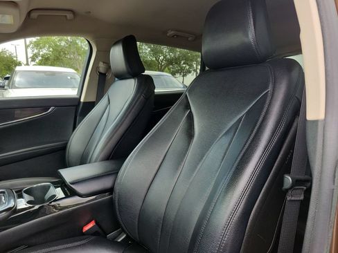Certified 2022 Lincoln Nautilus FWD image 13